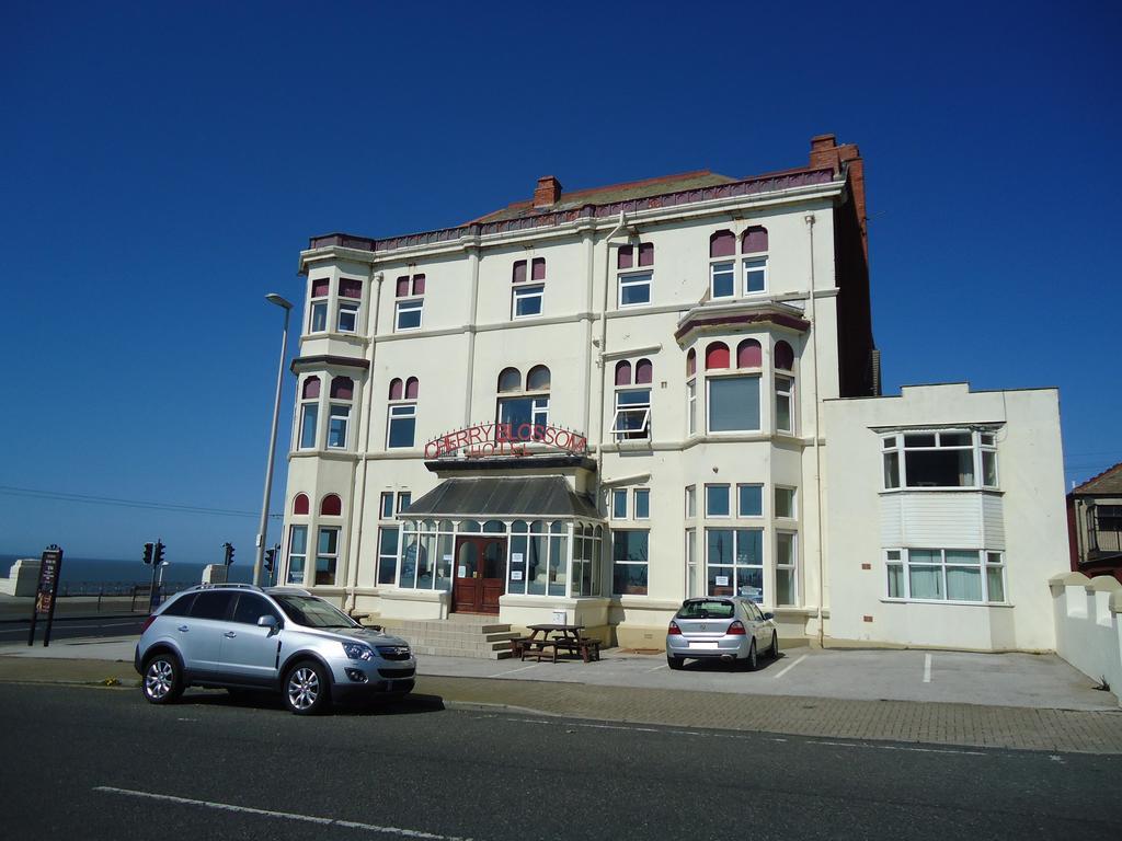Cherry Blossom Inn Blackpool Eksteriør bilde