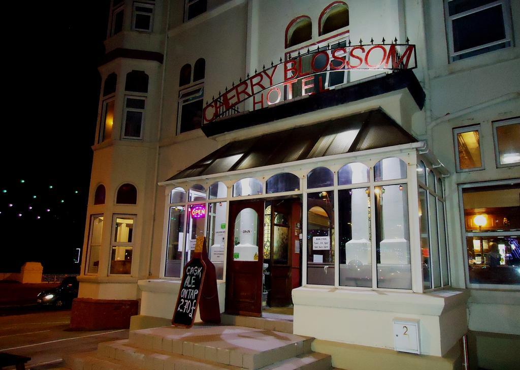 Cherry Blossom Inn Blackpool Eksteriør bilde